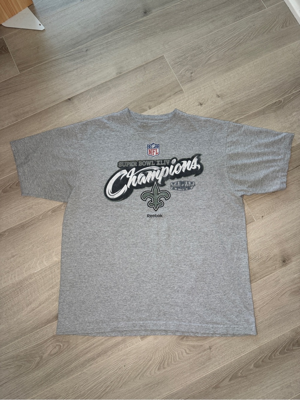 Reebok New Orleans Saints Super Bowl XLIV Champions NFL Tee Gray Mens L